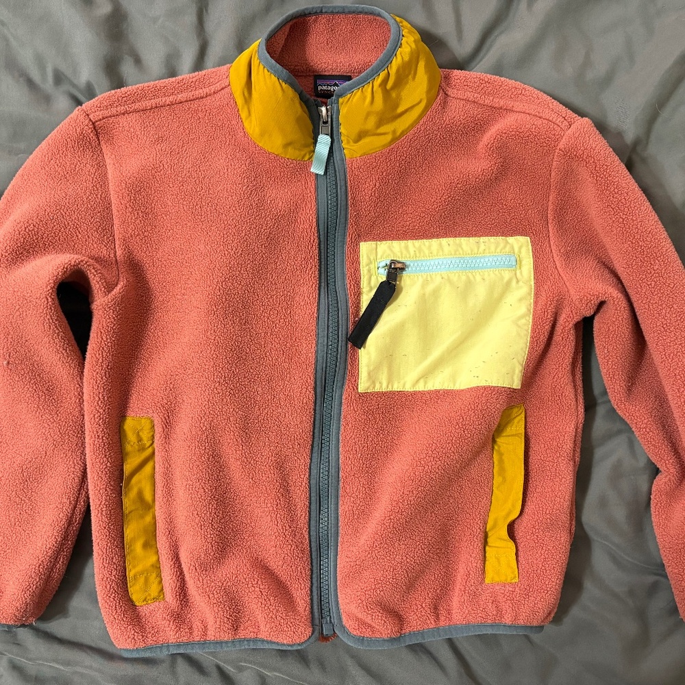 Patagonia Youth Fleece Size S (7-8)